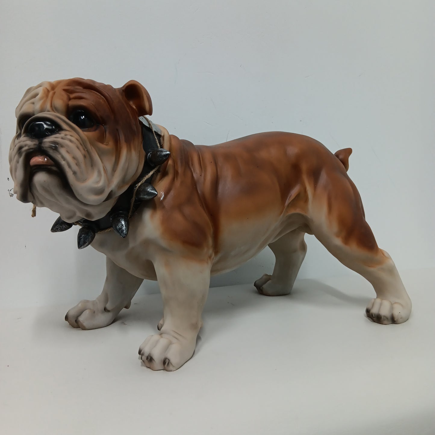 Bulldog - Standing Bulldog