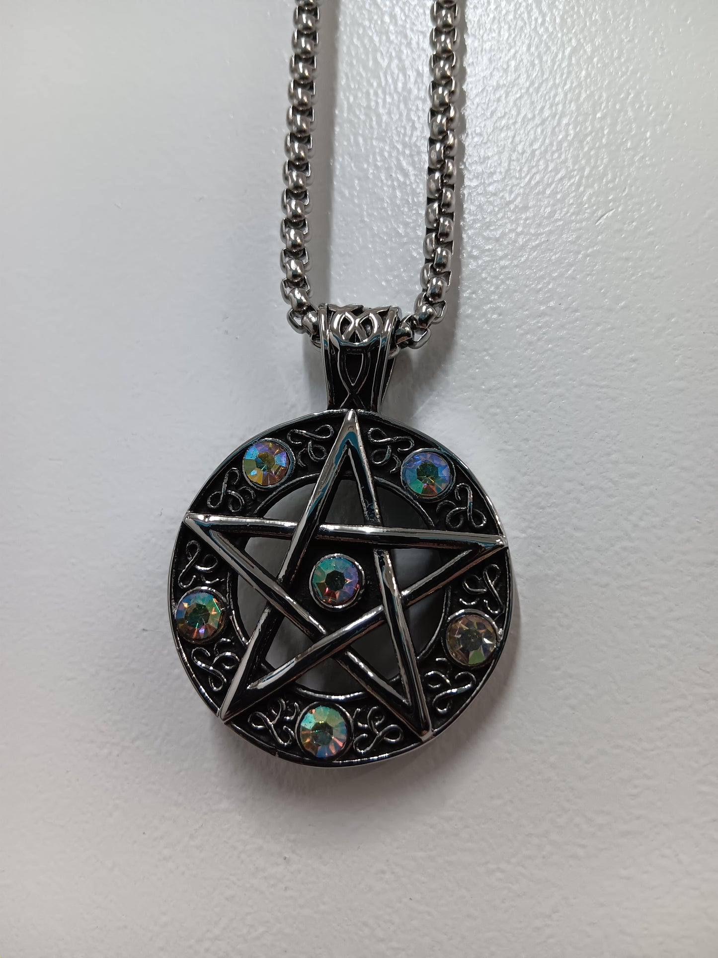 Pentagram pendant