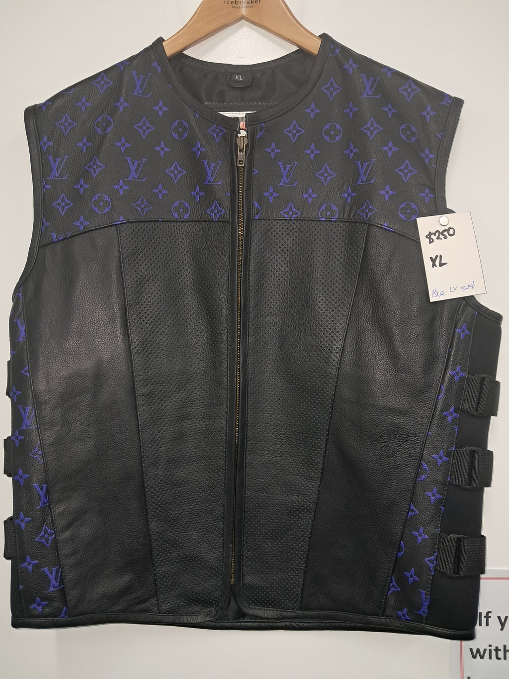 Vest - Blue n black LV swat