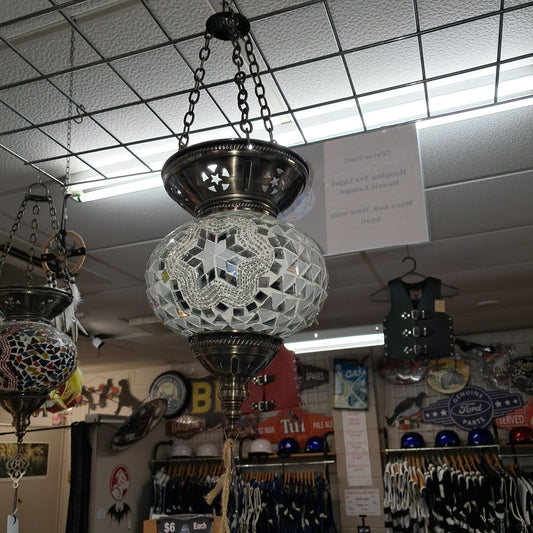 Hanging tealight lantern