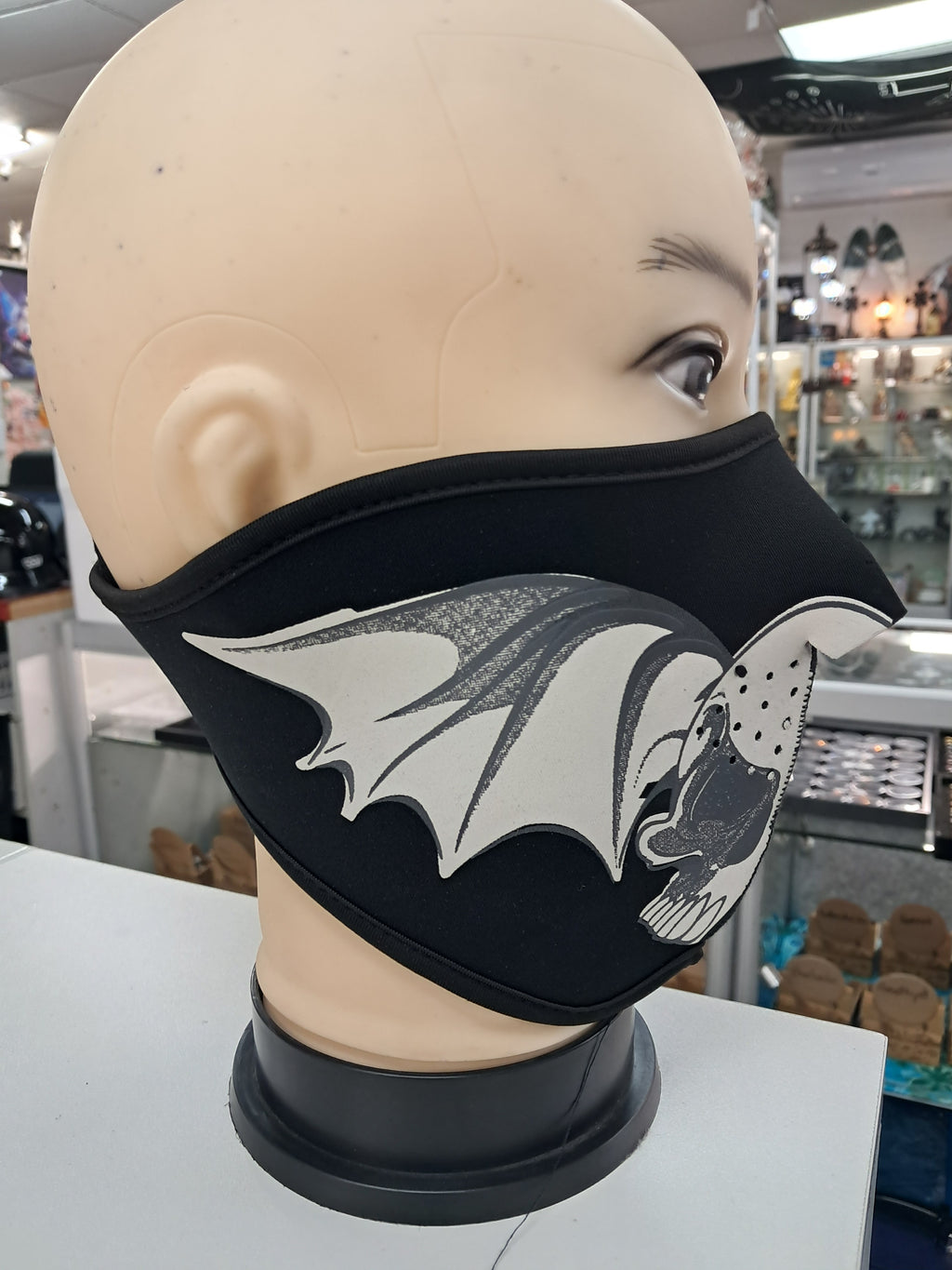 Motorcycle facemask
