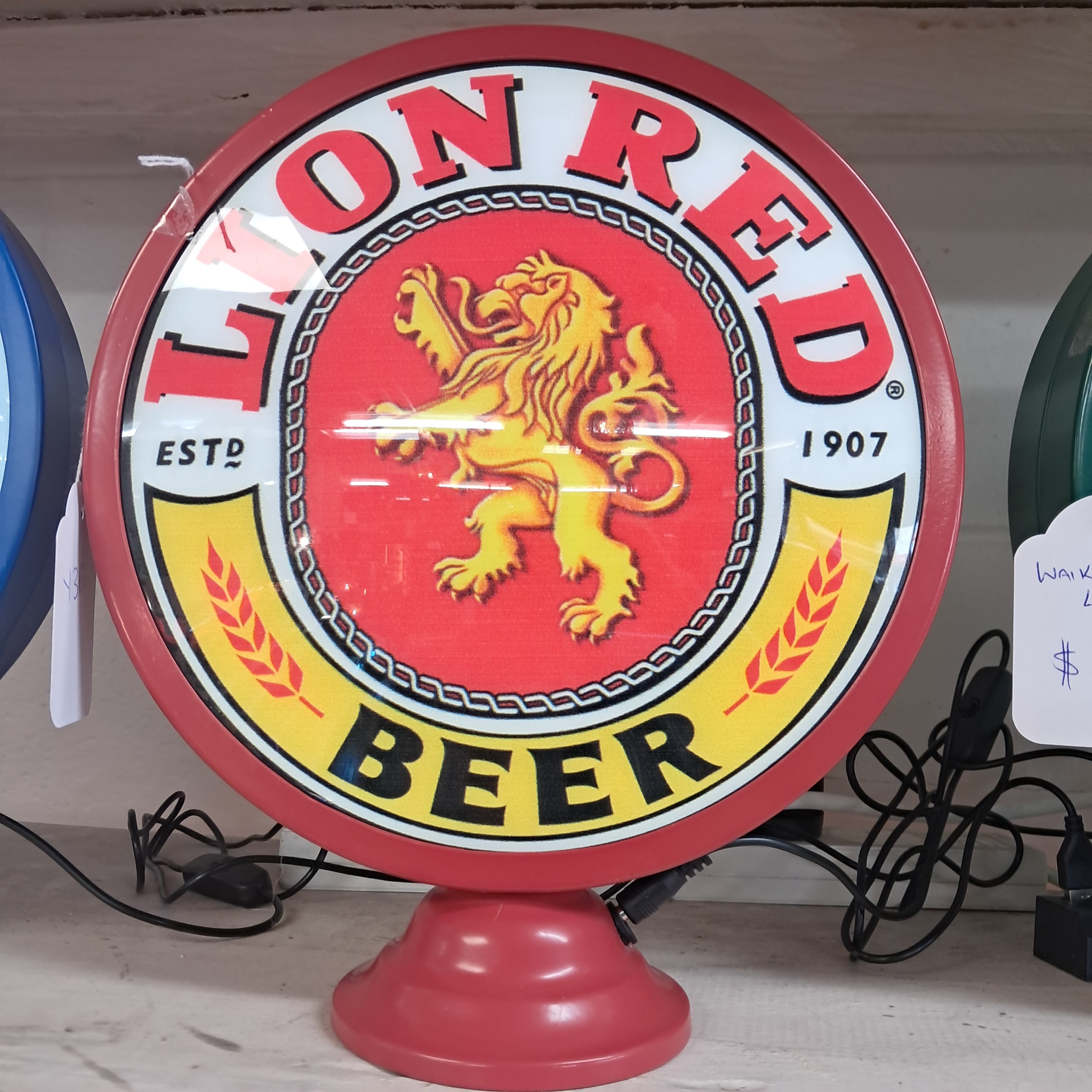 Lion red bar light