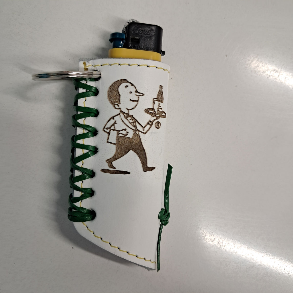 Waikato lighter holder
